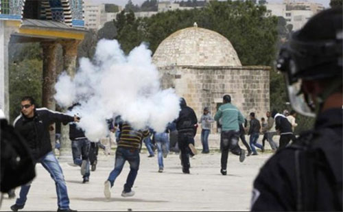 Fuerzas de la ocupación israelí irrumpen en la mezquita del Aqsa Fuerzas de la ocupación israelí irrumpen en la mezquita del Aqsa